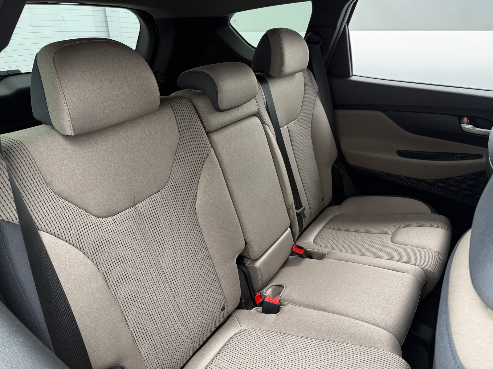 Thumbnail: 2023 Hyundai Santa Fe - 6