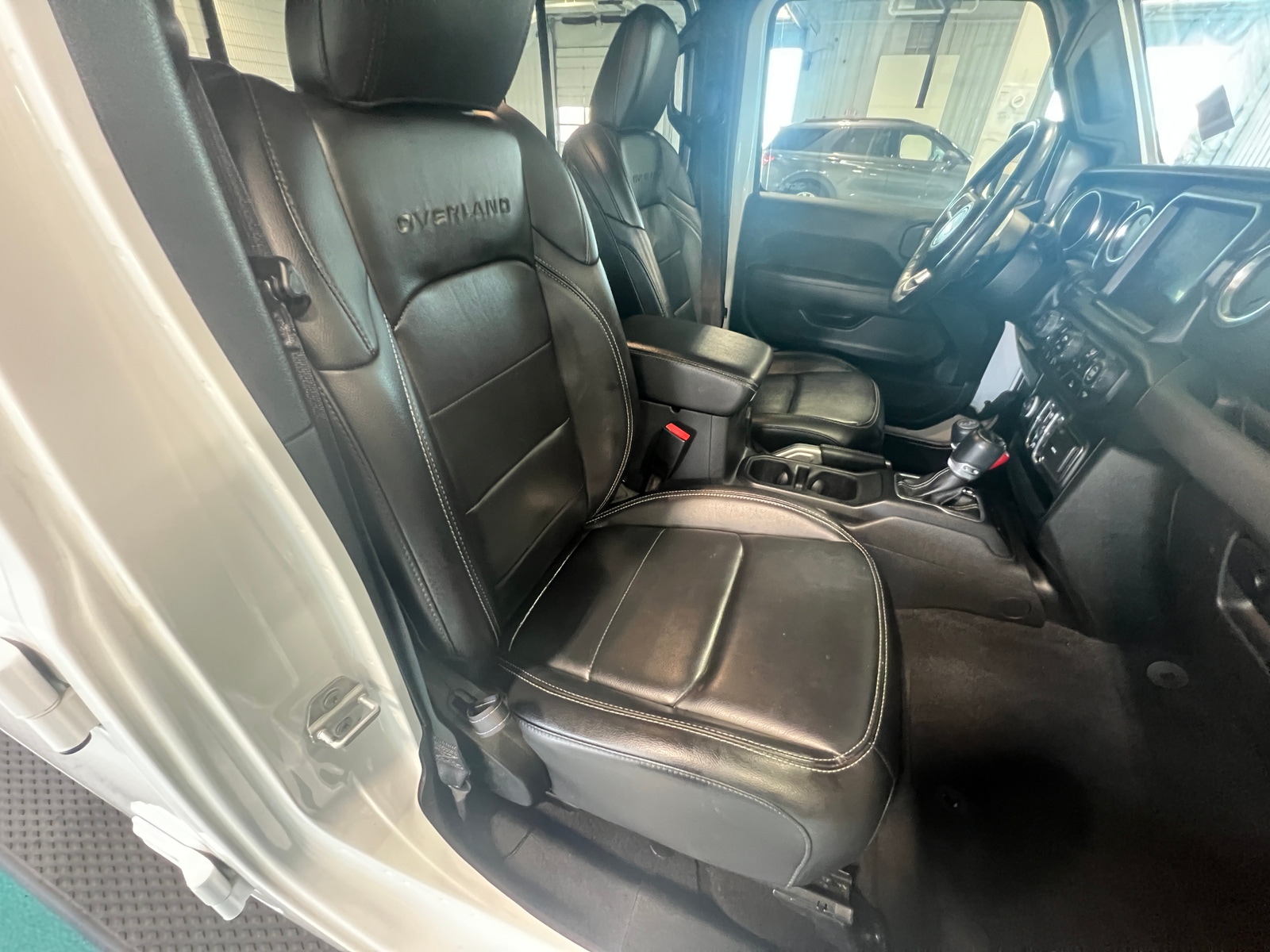 Thumbnail: 2022 Jeep Gladiator - 2