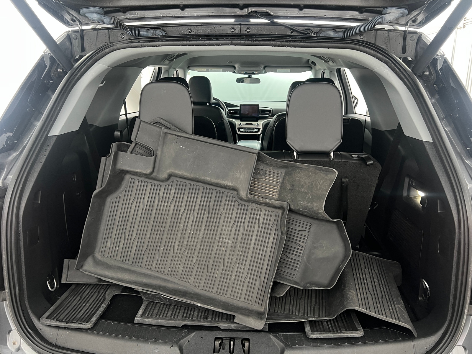 Thumbnail: 2023 Ford Explorer - 6