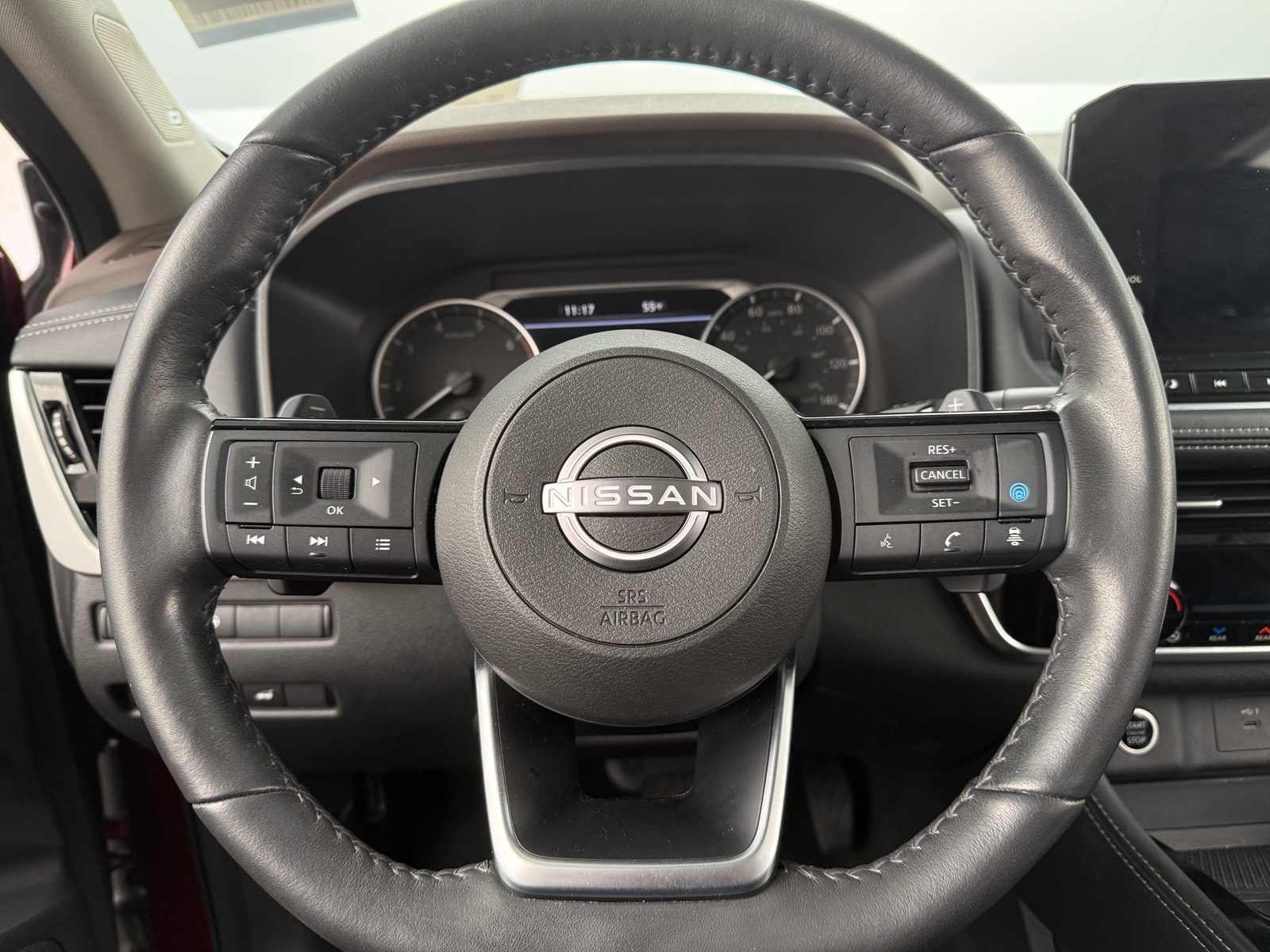 Thumbnail: 2023 Nissan Rogue - 4