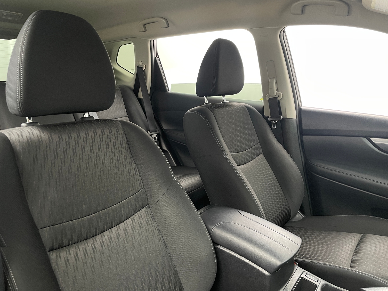 Thumbnail: 2019 Nissan Rogue - 2