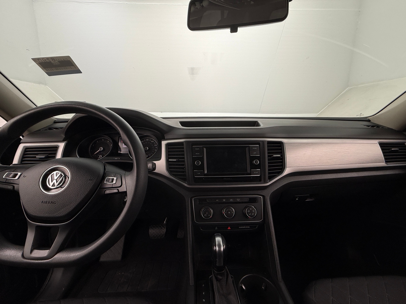 Thumbnail: 2018 Volkswagen Atlas - 3