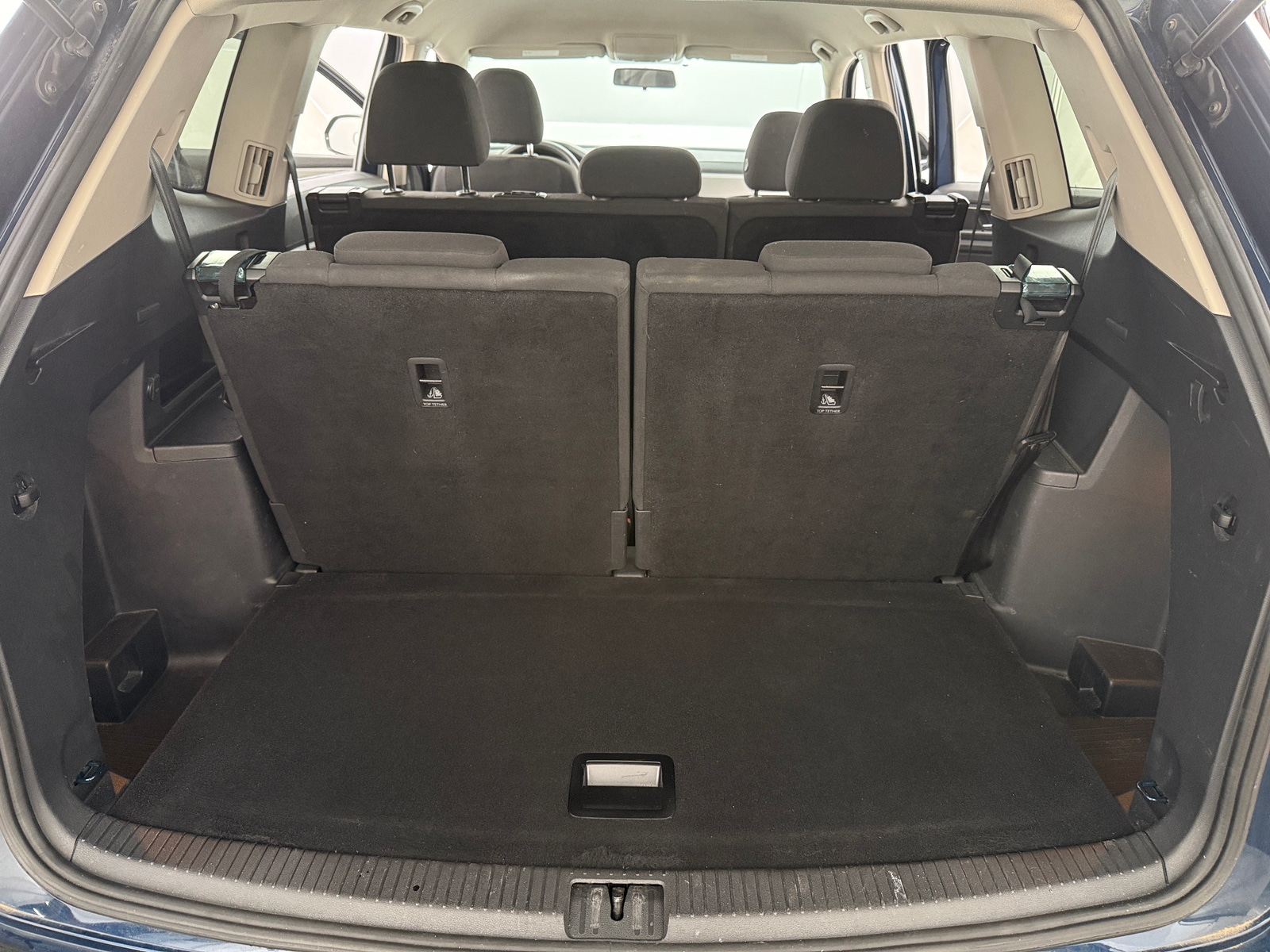 Thumbnail: 2018 Volkswagen Atlas - 7