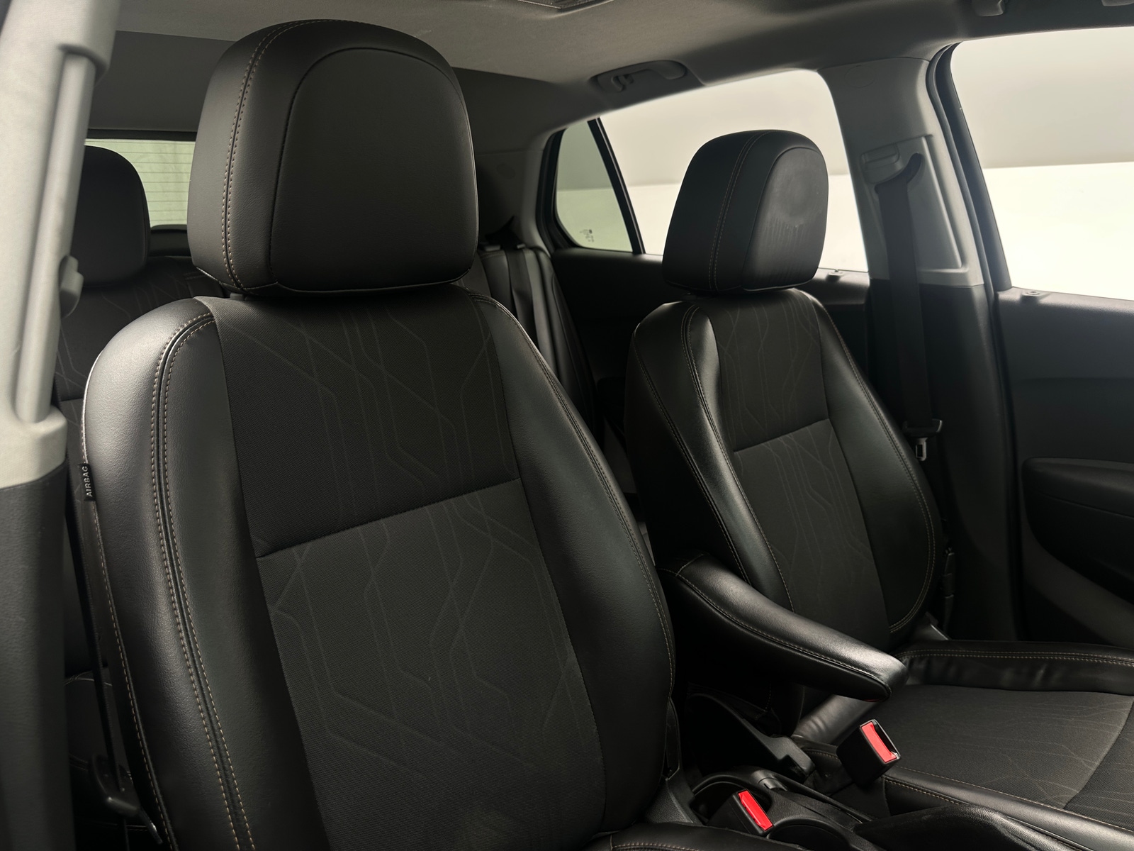 Thumbnail: 2018 Chevrolet Trax - 2