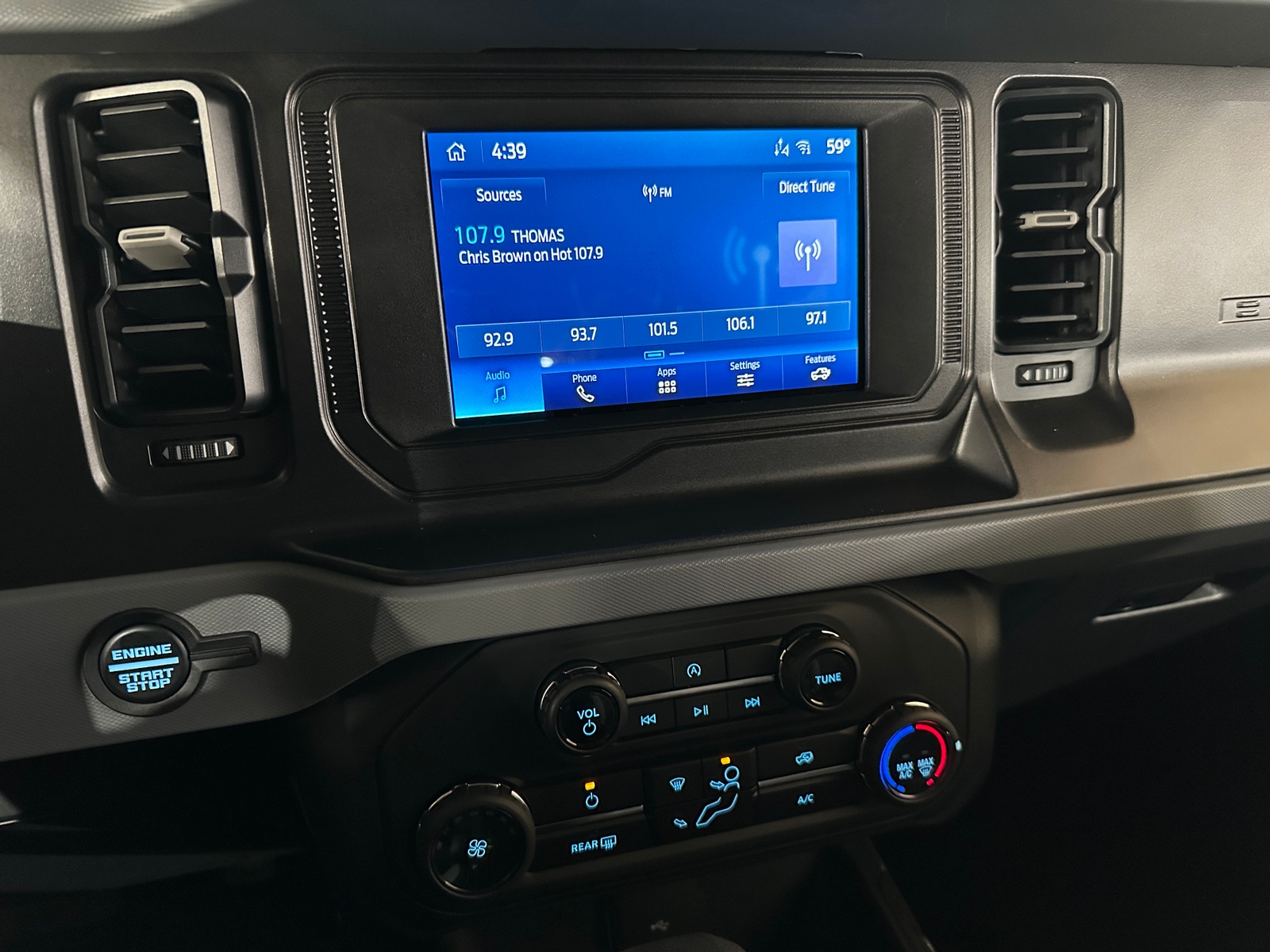 Thumbnail: 2023 Ford Bronco - 3