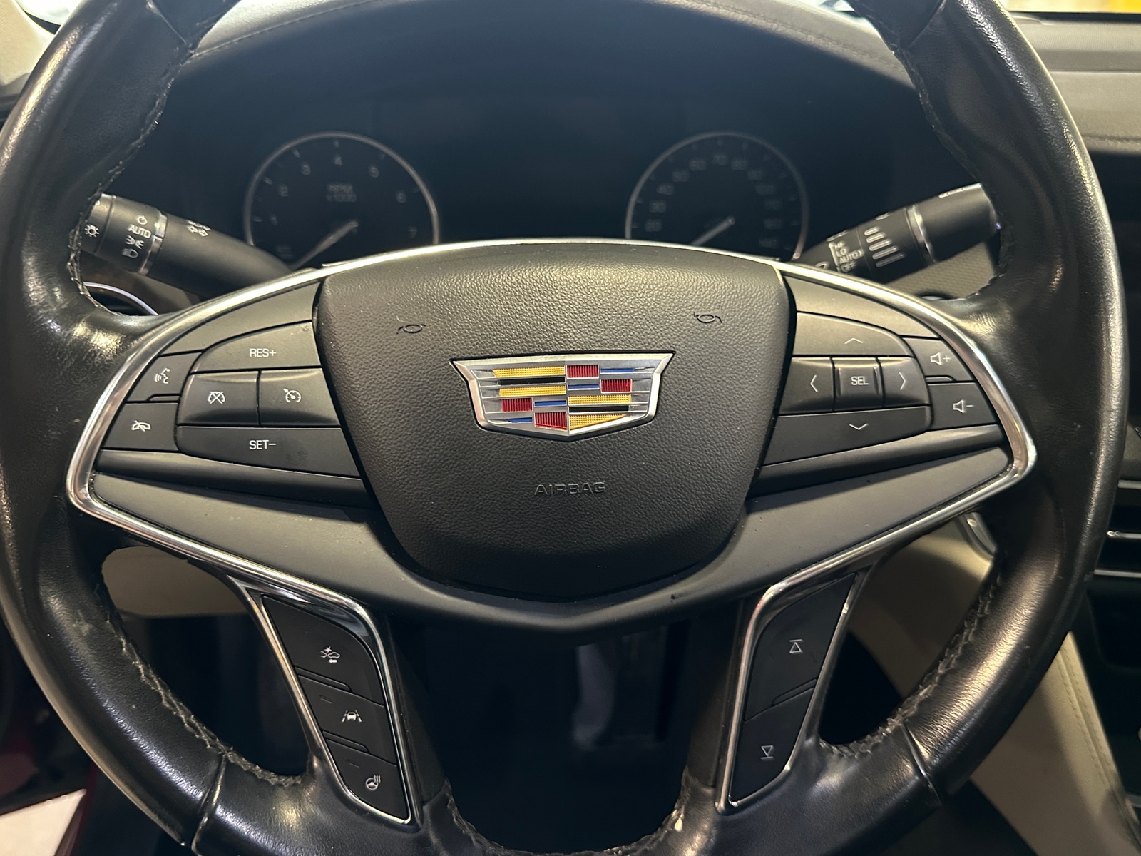 Thumbnail: 2018 Cadillac CT6 - 4