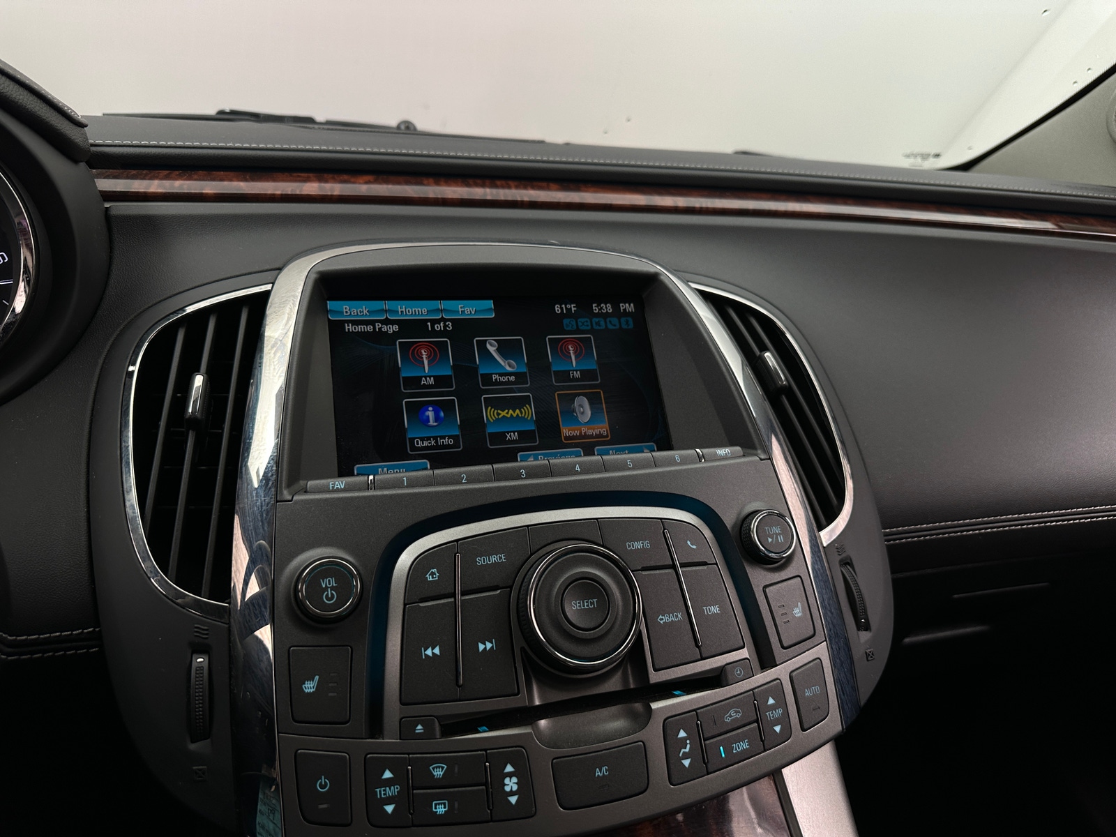 Thumbnail: 2013 Buick LaCrosse - 3