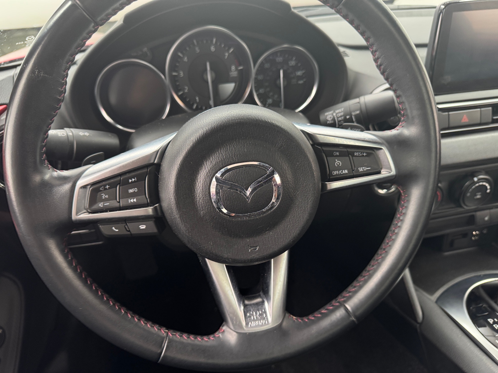 Thumbnail: 2019 Mazda MX-5 Miata - 5