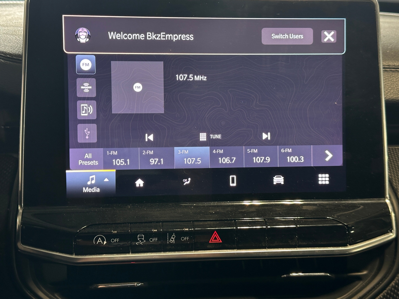 Thumbnail: 2022 Jeep Compass - 3