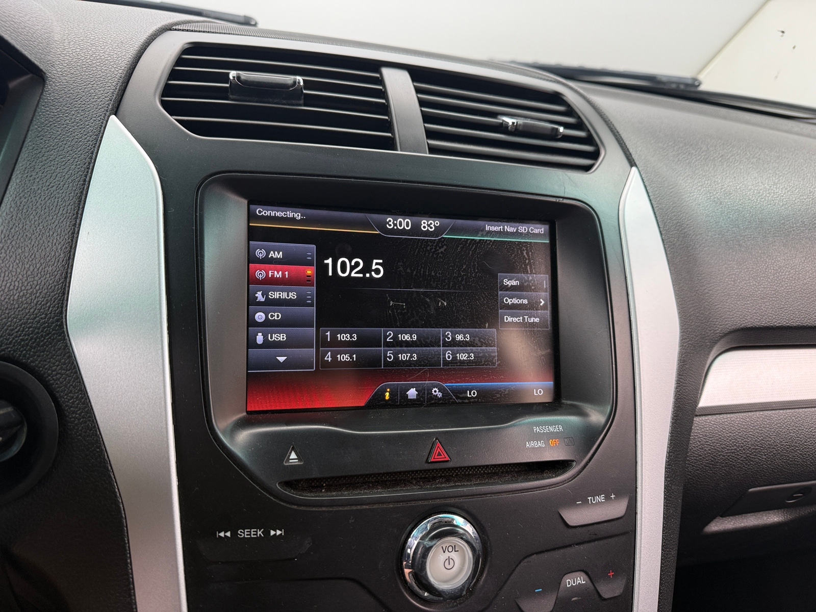 Thumbnail: 2013 Ford Explorer - 4