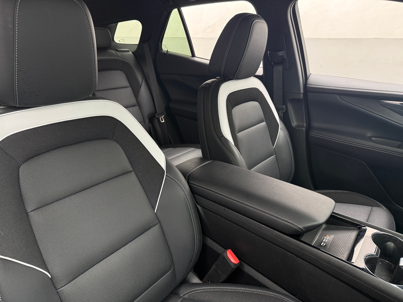 Thumbnail: 2024 Chevrolet Blazer EV - 2