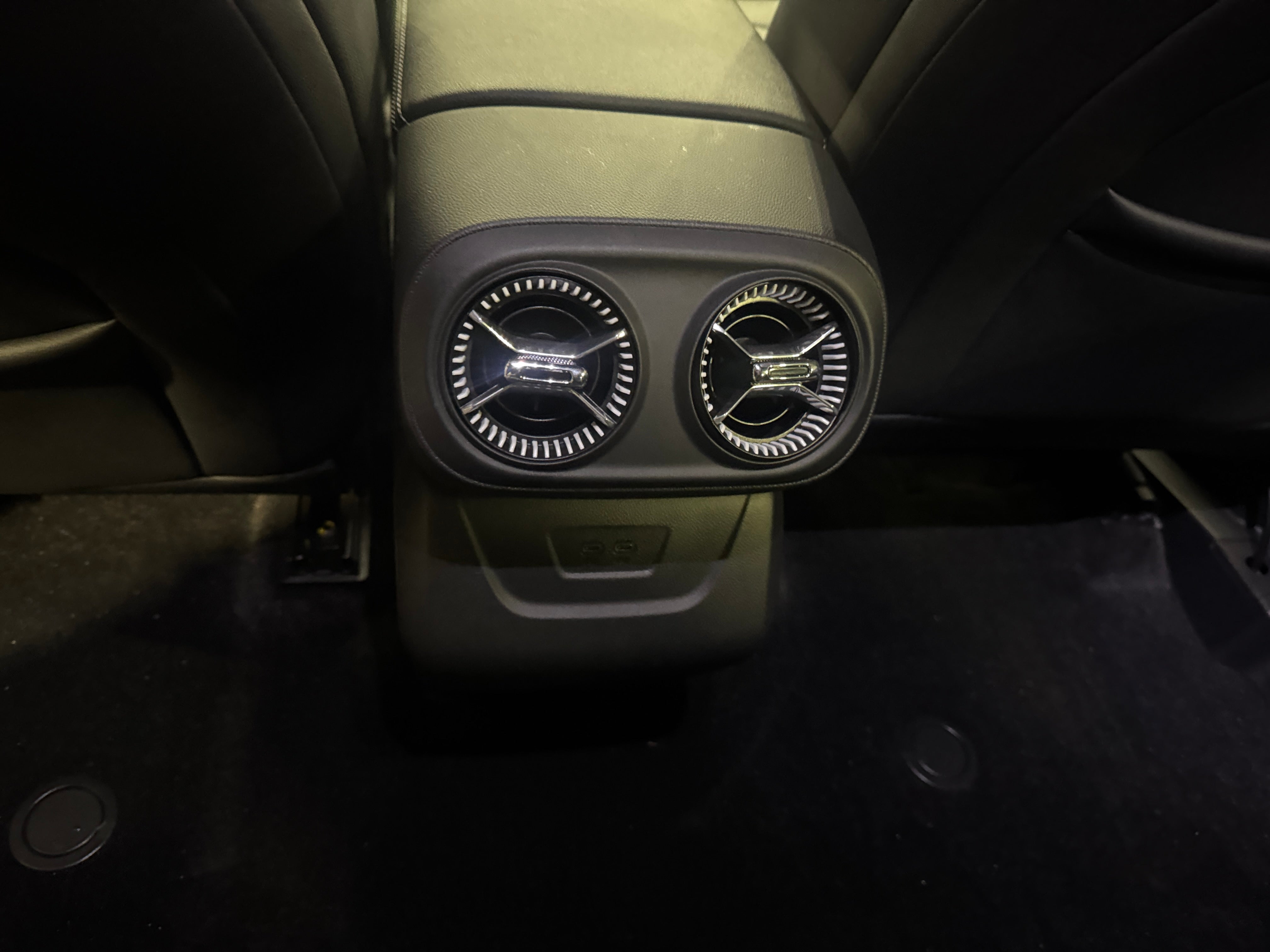 Used 2024 Chevrolet Blazer EV LT with VIN 3GNKDBRJ9RS215815 for sale in Oak Creek, WI