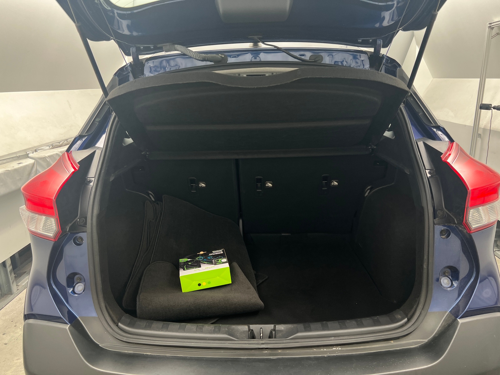 Thumbnail: 2019 Nissan Kicks - 7