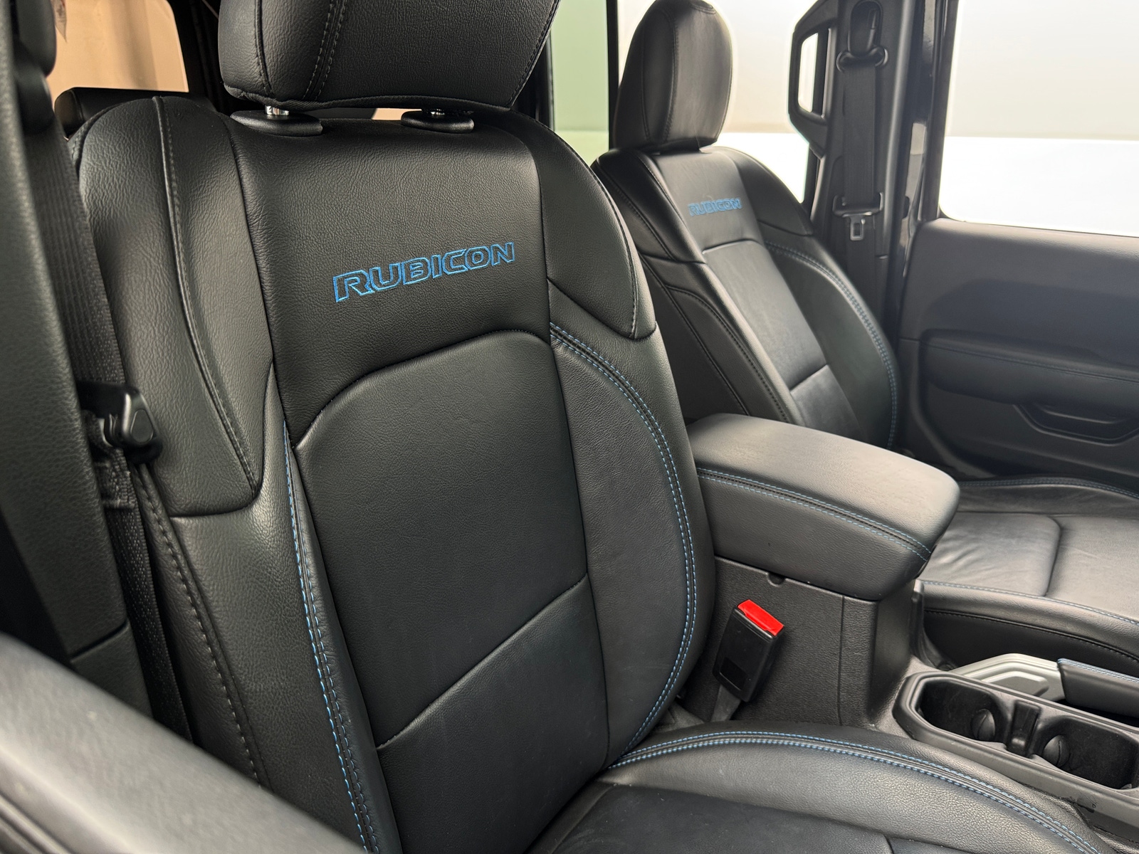 Thumbnail: 2022 Jeep Wrangler - 2