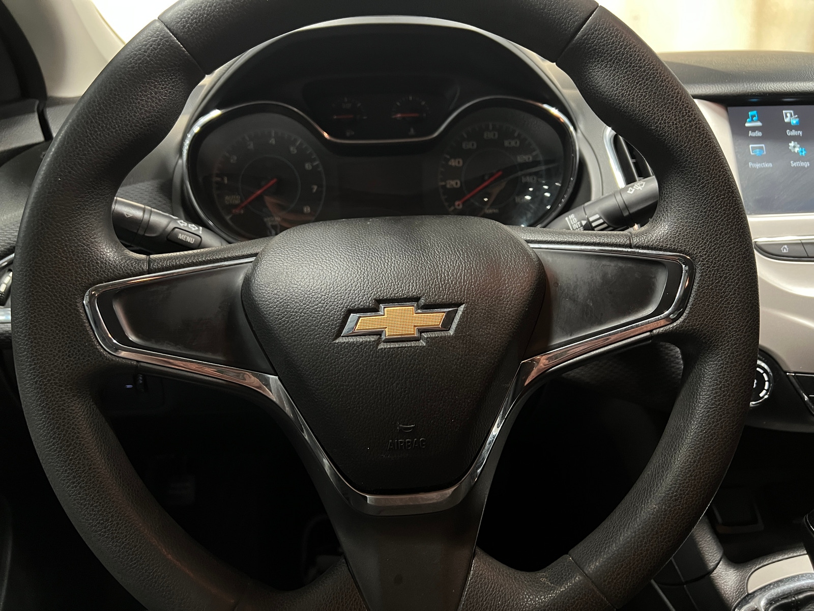 Thumbnail: 2018 Chevrolet Cruze - 5