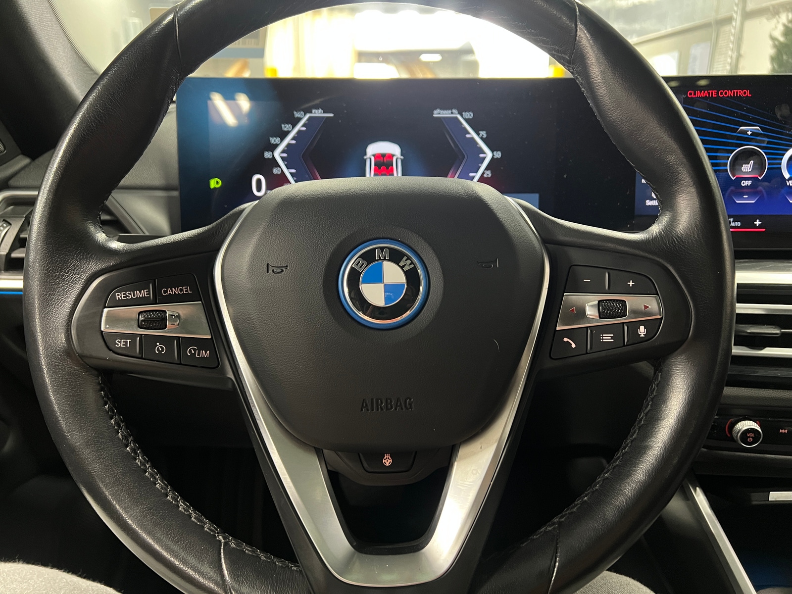 Thumbnail: 2023 BMW i4 - 3