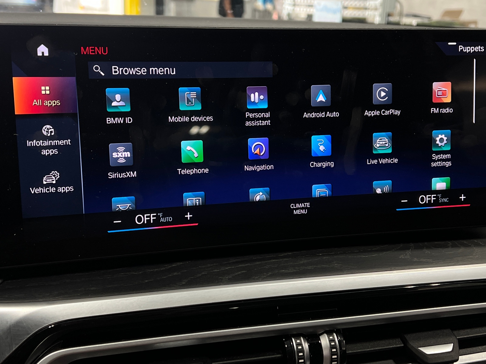 Thumbnail: 2023 BMW i4 - 2