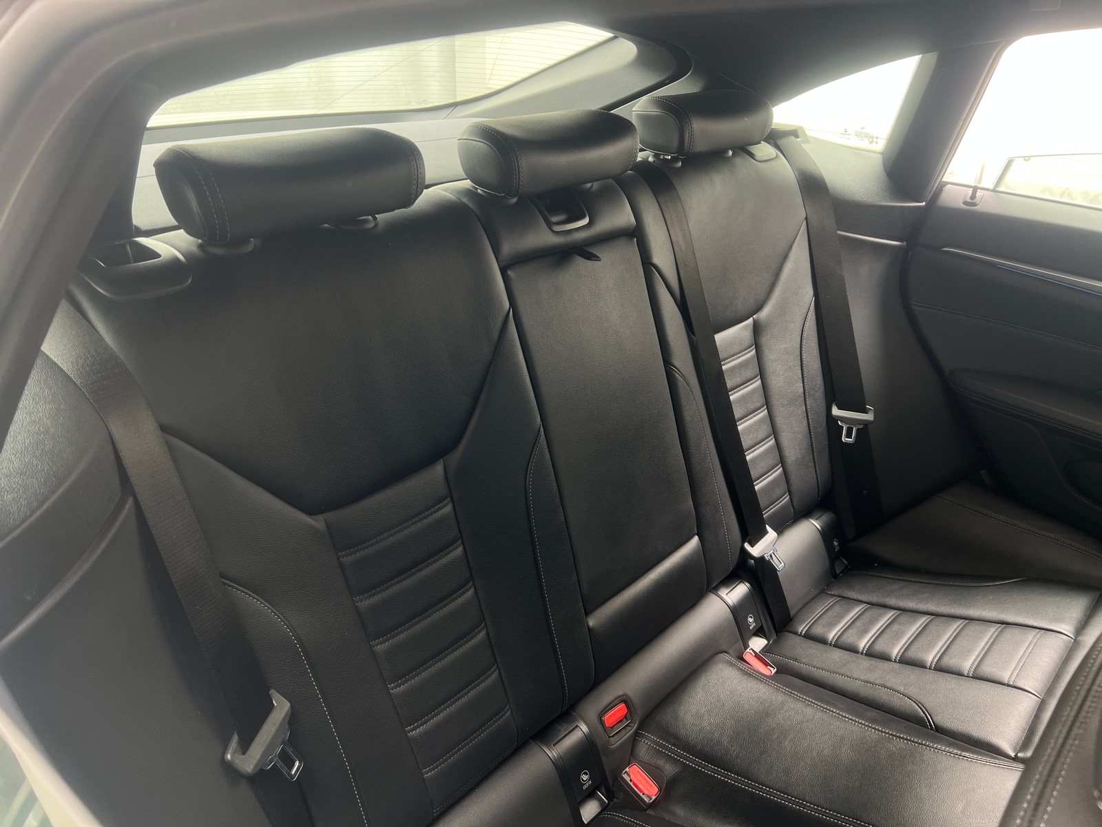 Thumbnail: 2023 BMW i4 - 4