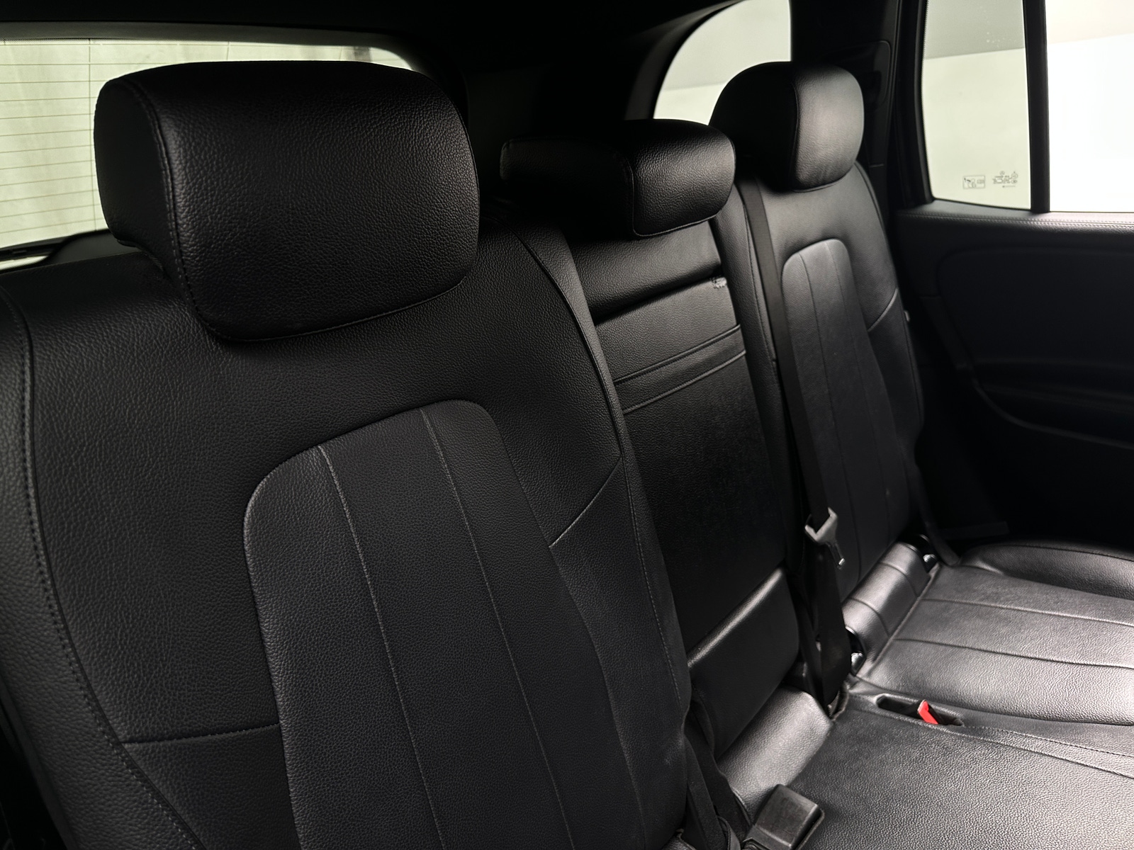 Thumbnail: 2020 Mercedes-Benz GLB - 5