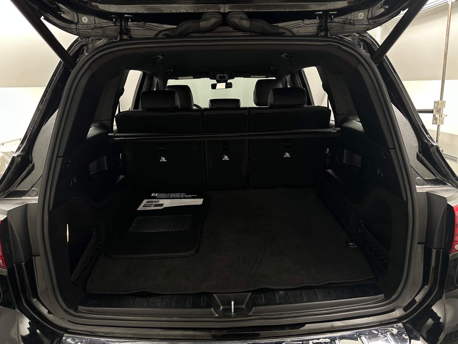 Thumbnail: 2020 Mercedes-Benz GLB - 6