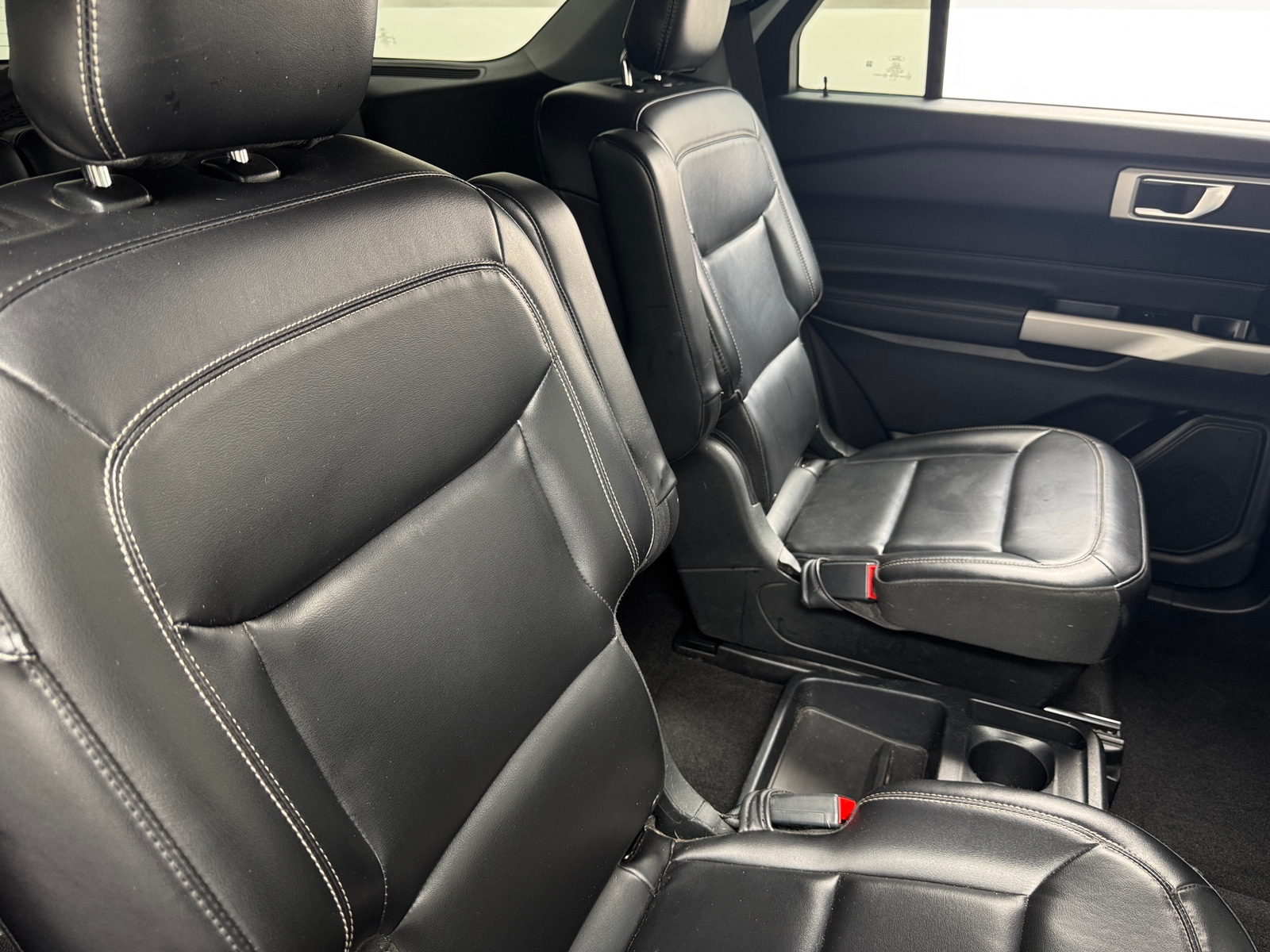 Thumbnail: 2021 Ford Explorer - 6