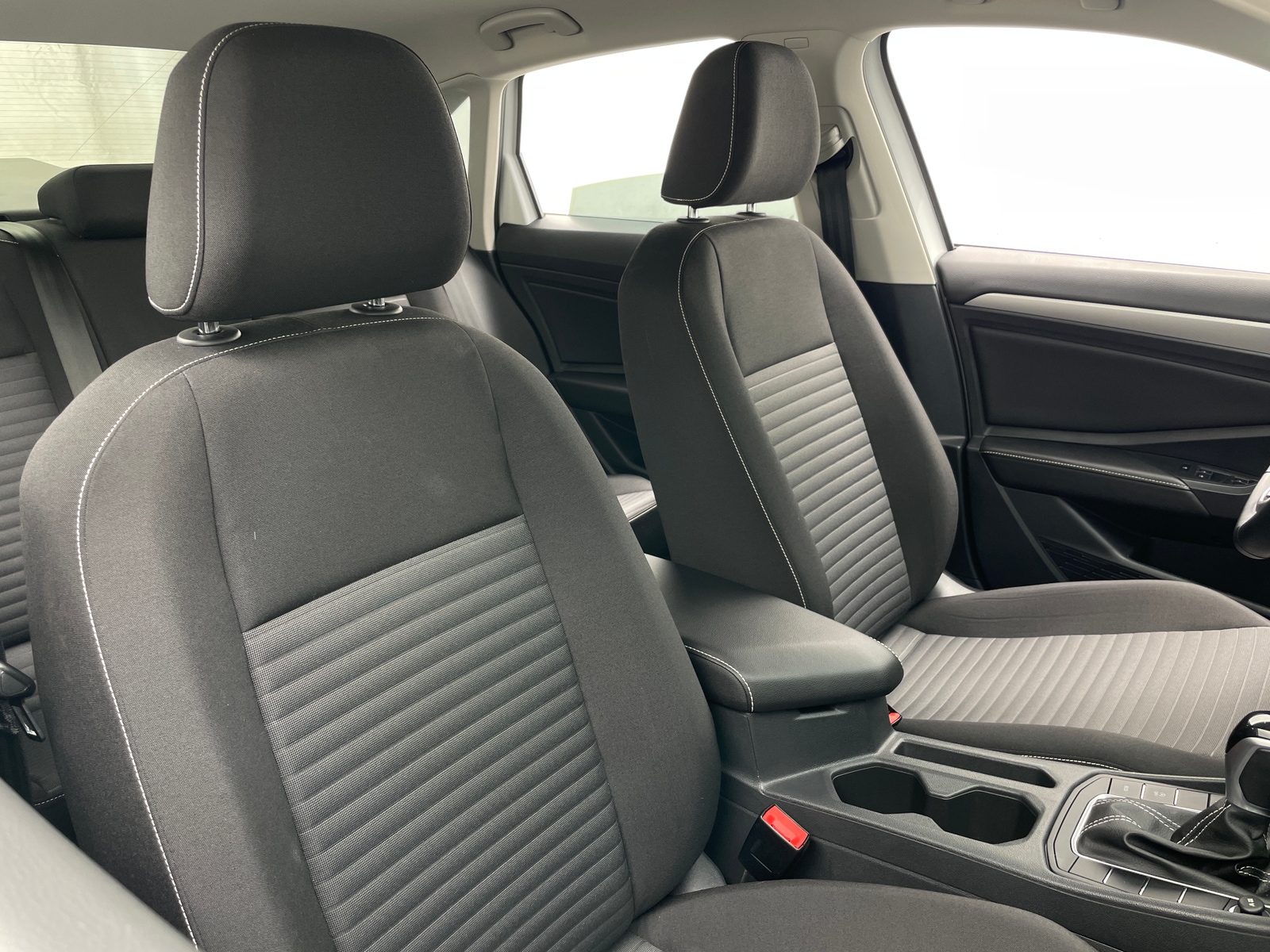 Thumbnail: 2022 Volkswagen Jetta - 2