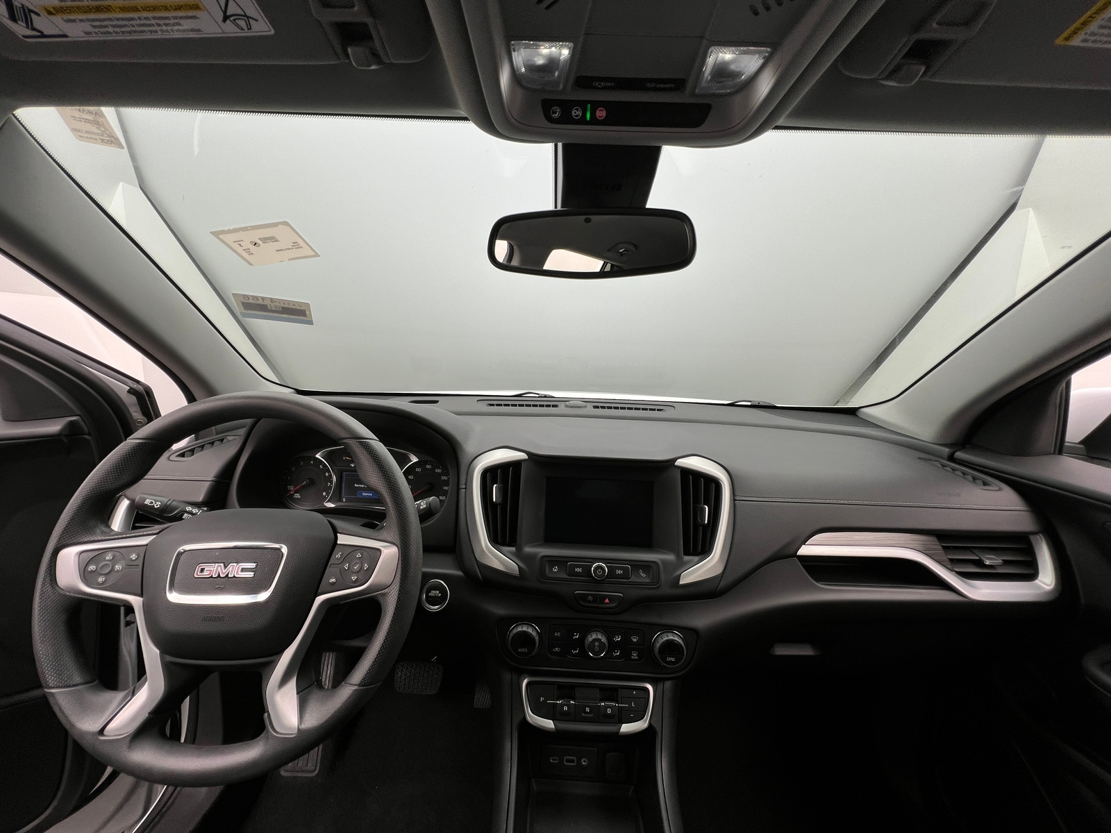 Thumbnail: 2023 GMC Terrain - 3