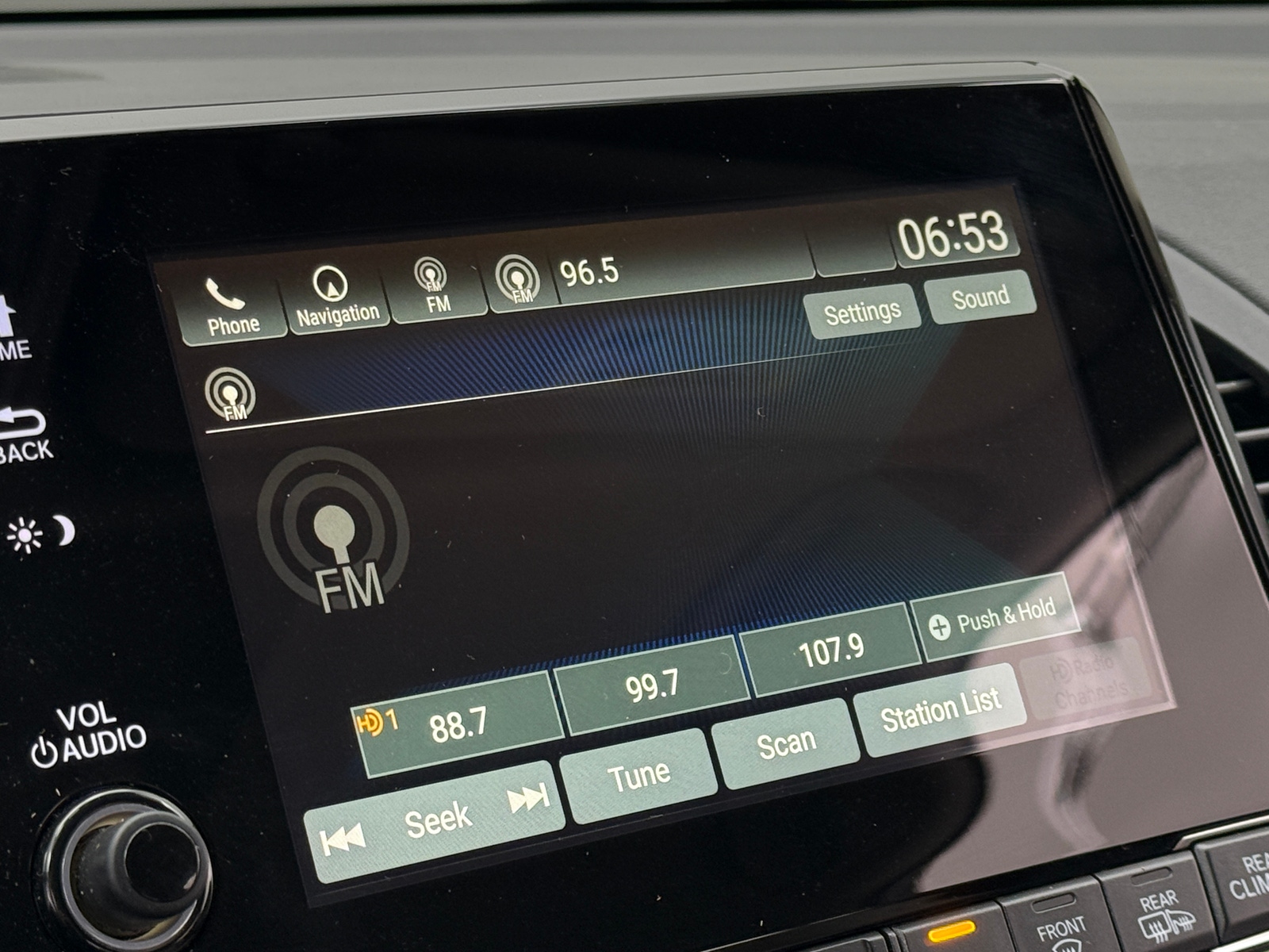 Thumbnail: 2018 Honda Odyssey - 3