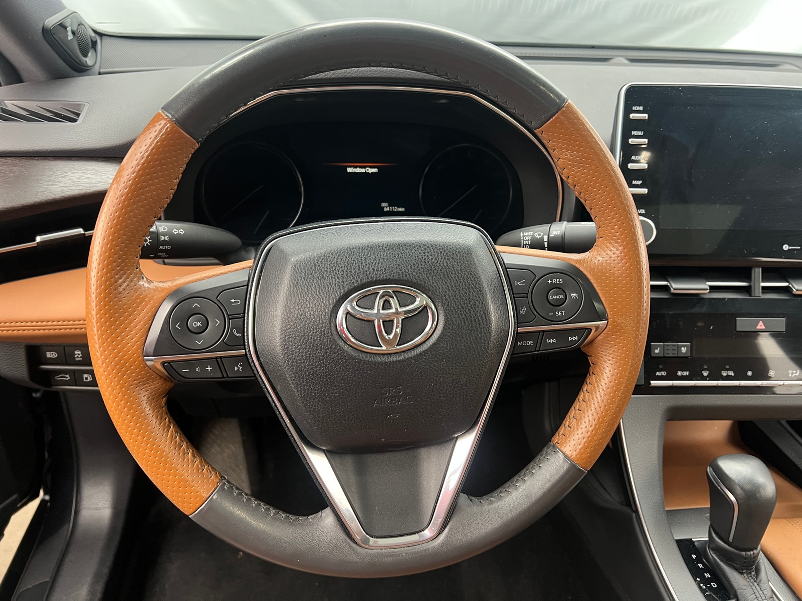 Thumbnail: 2019 Toyota Avalon - 4