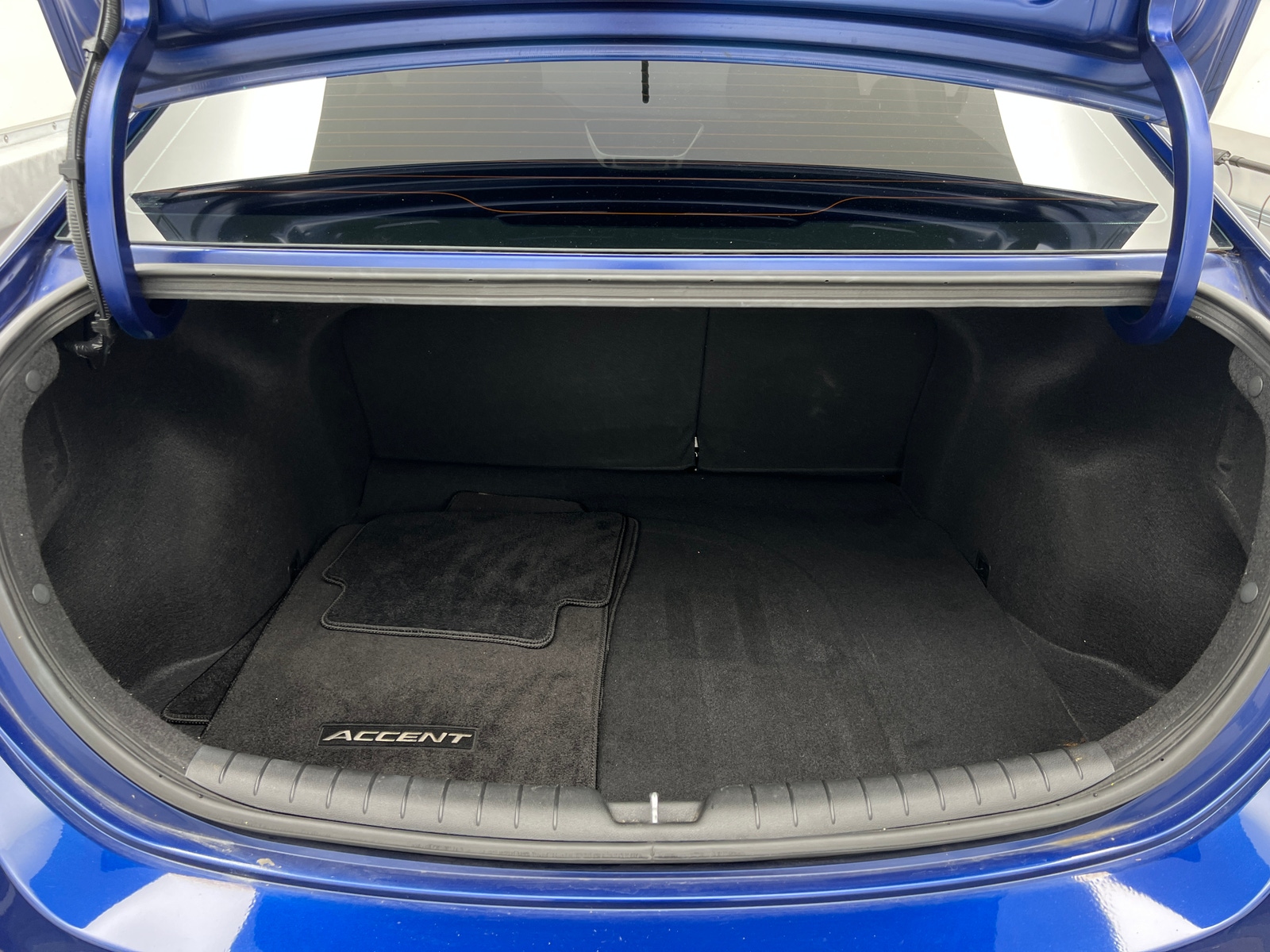 Thumbnail: 2022 Hyundai Accent - 7