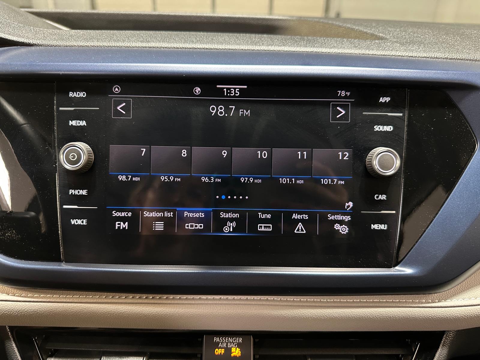 Thumbnail: 2024 Volkswagen Taos - 3