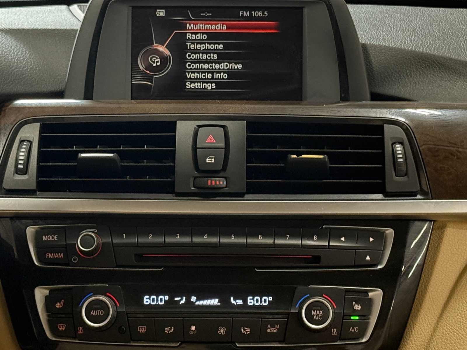 Thumbnail: 2015 BMW 3 Series - 3