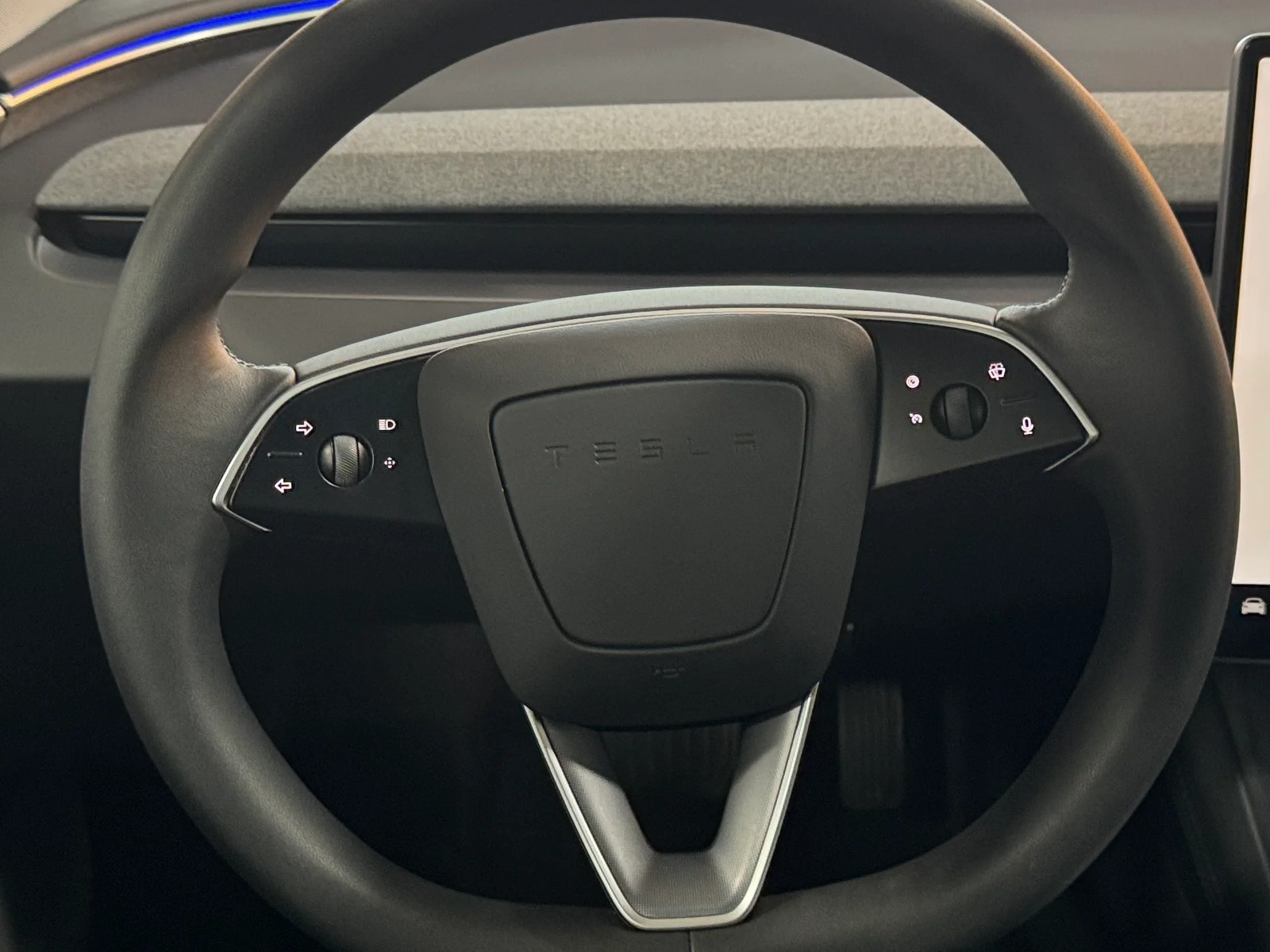 Thumbnail: 2025 Tesla Model 3 - 4