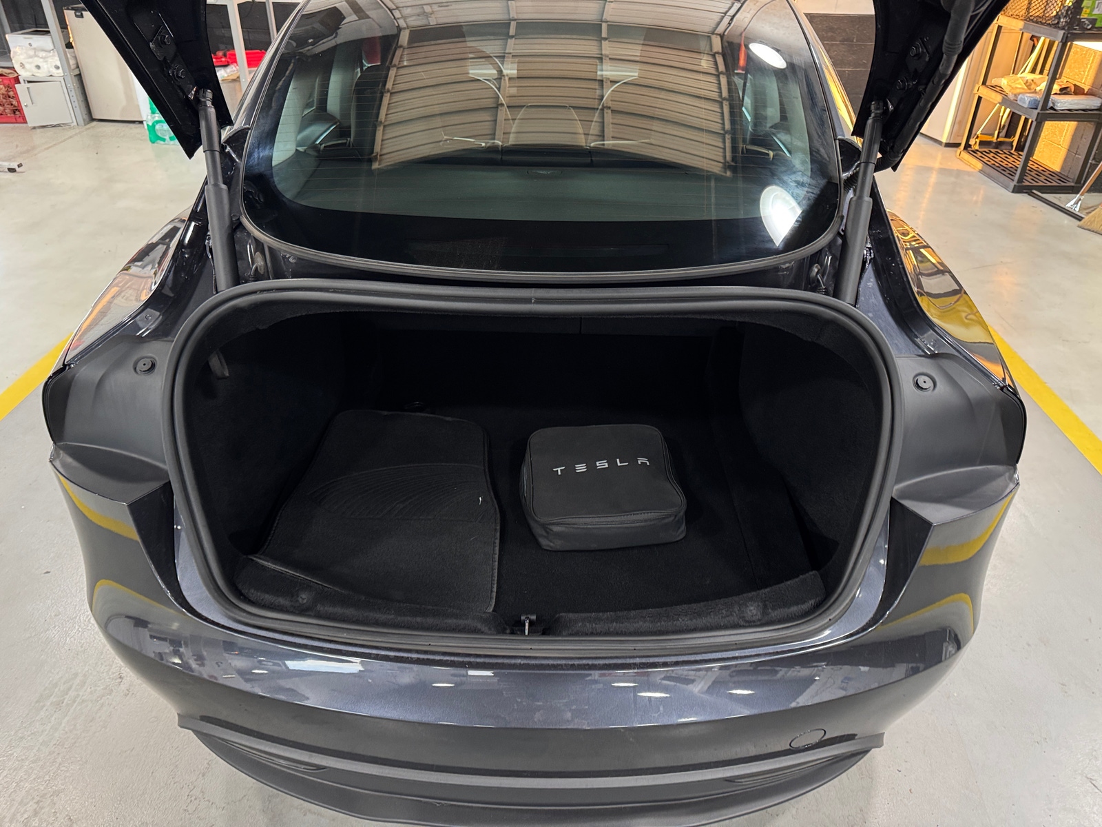 Thumbnail: 2025 Tesla Model 3 - 6