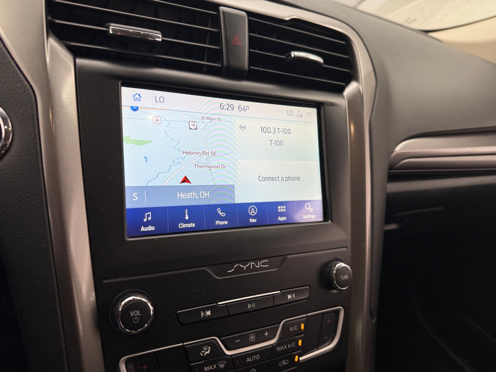 Thumbnail: 2020 Ford Fusion - 4