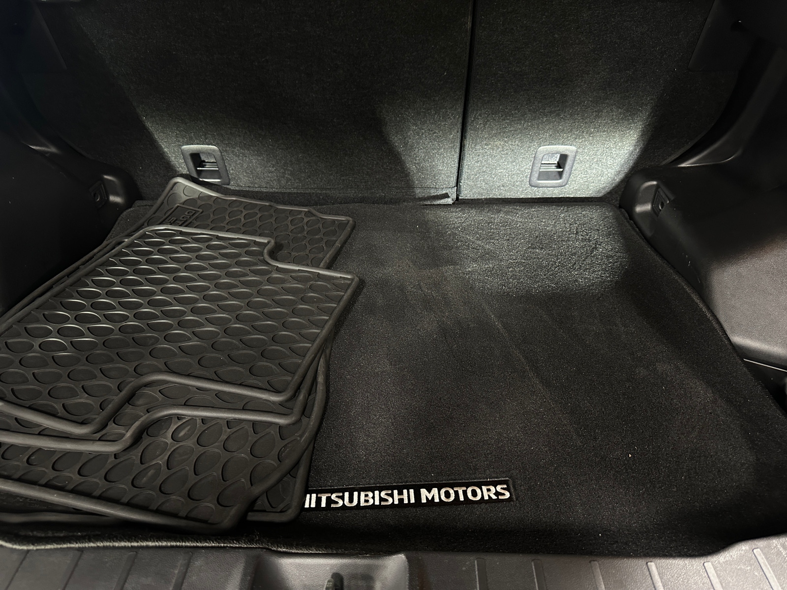 Thumbnail: 2024 Mitsubishi Outlander Sport - 7