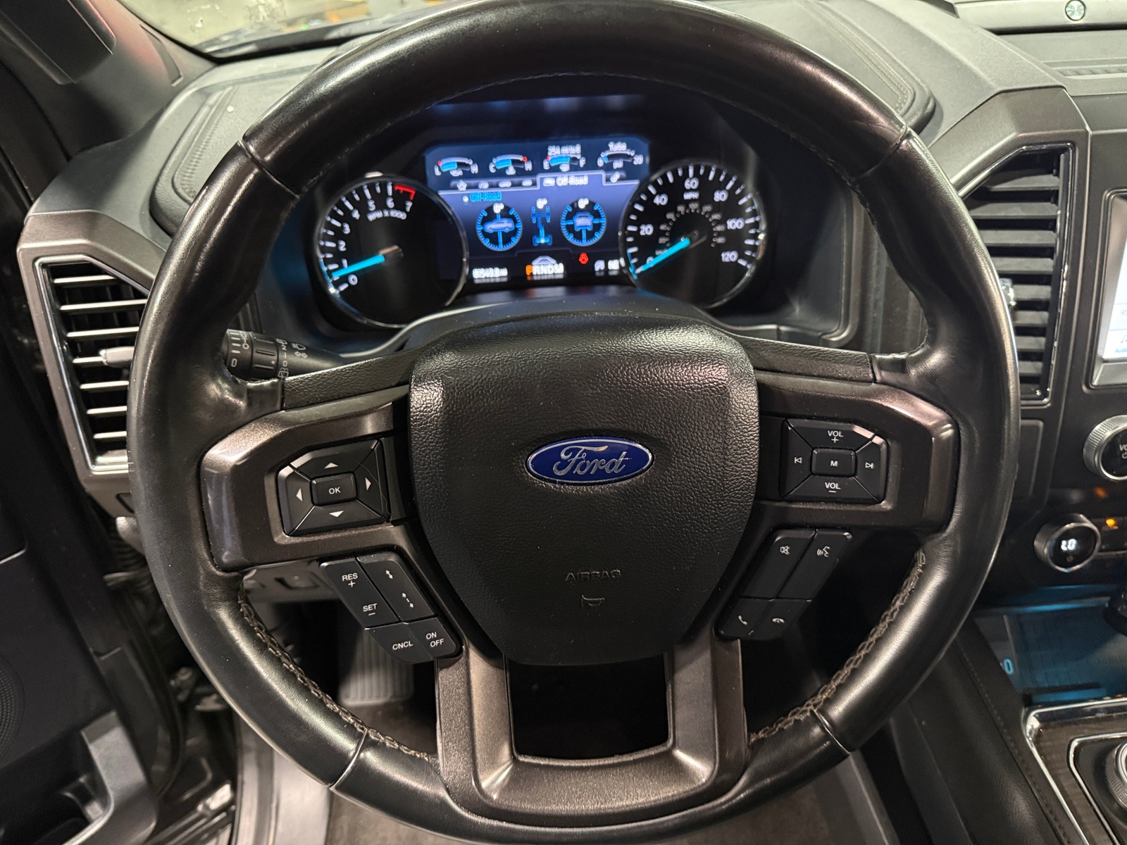 Thumbnail: 2021 Ford Expedition - 4