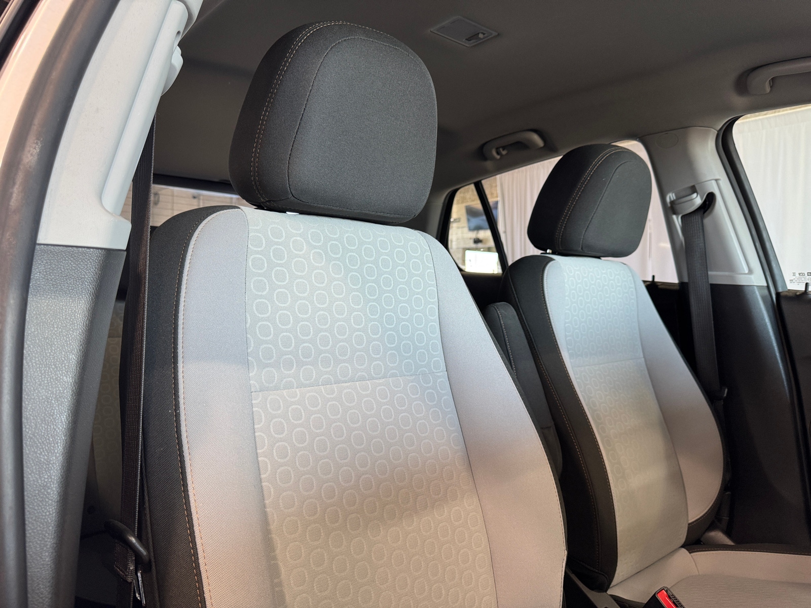 Thumbnail: 2021 Chevrolet Trax - 2