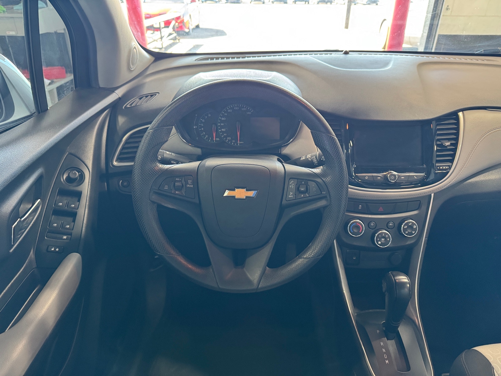 Thumbnail: 2021 Chevrolet Trax - 5