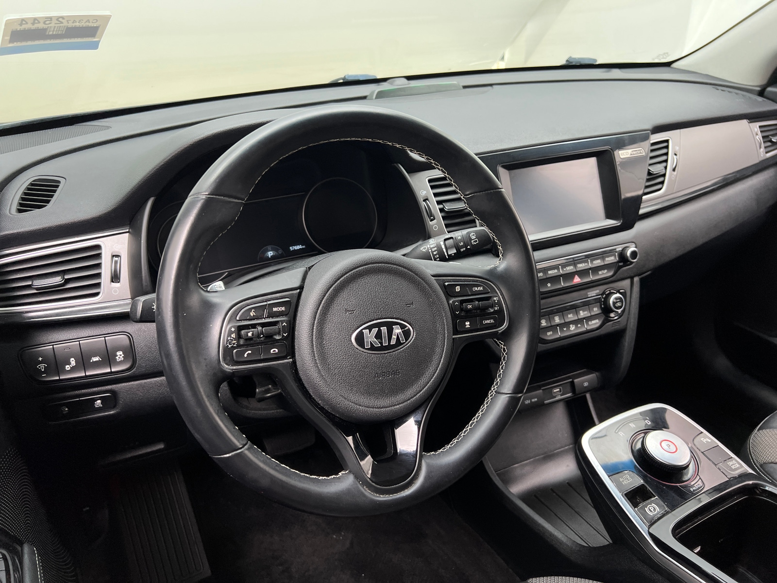 Thumbnail: 2019 Kia Niro - 4