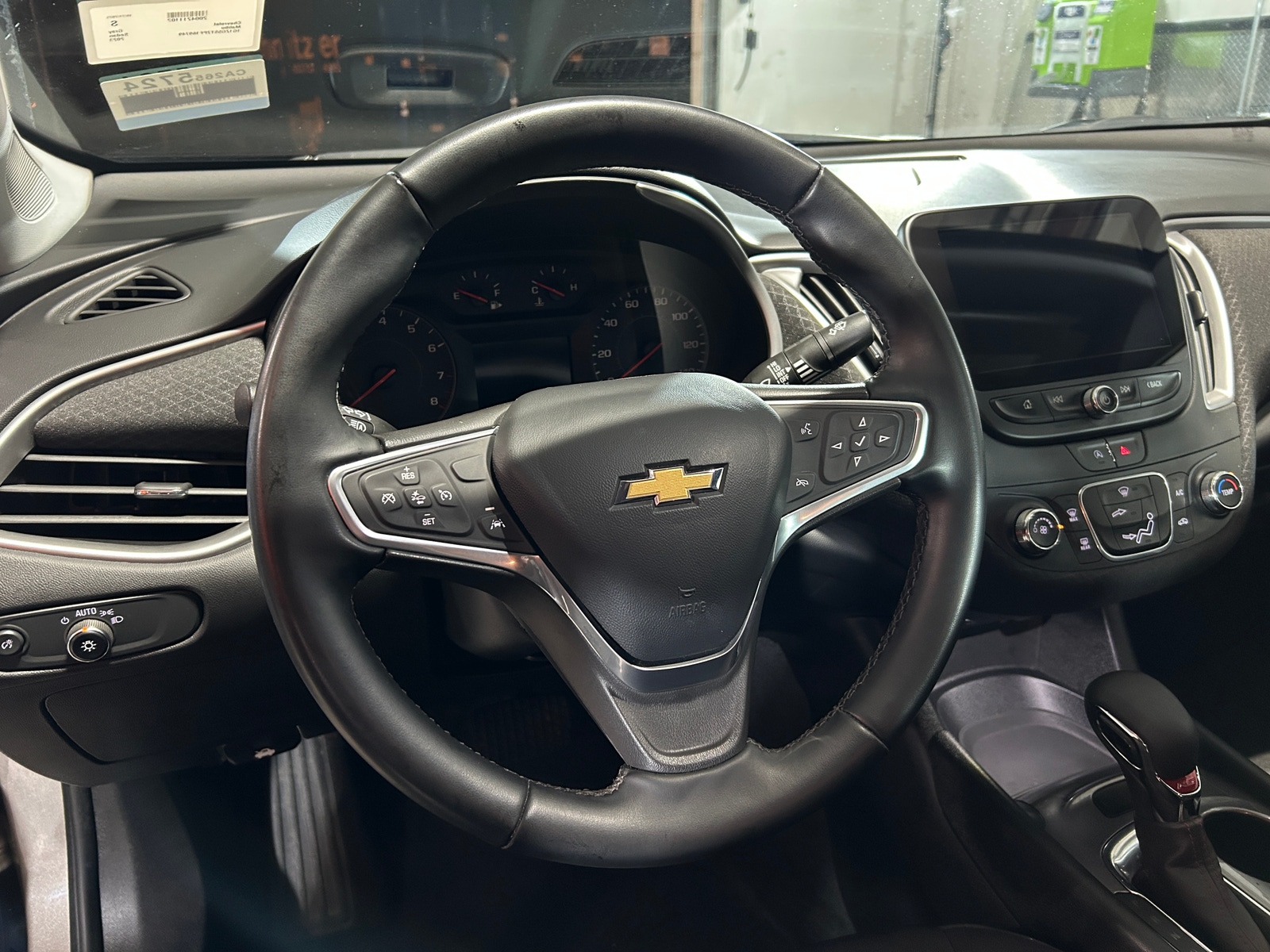 Thumbnail: 2023 Chevrolet Malibu - 5