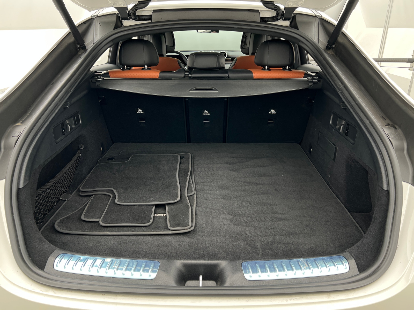 Thumbnail: 2024 Mercedes-Benz GLC - 6