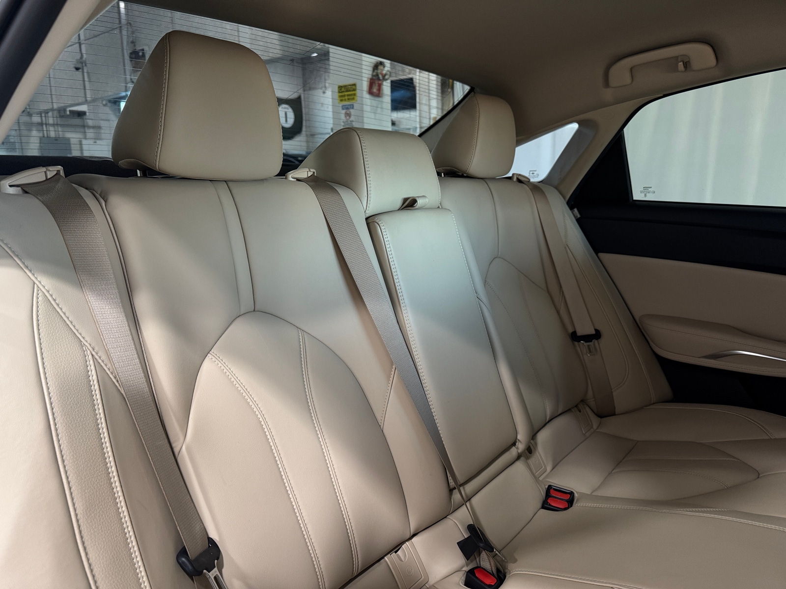 Thumbnail: 2021 Toyota Avalon - 5