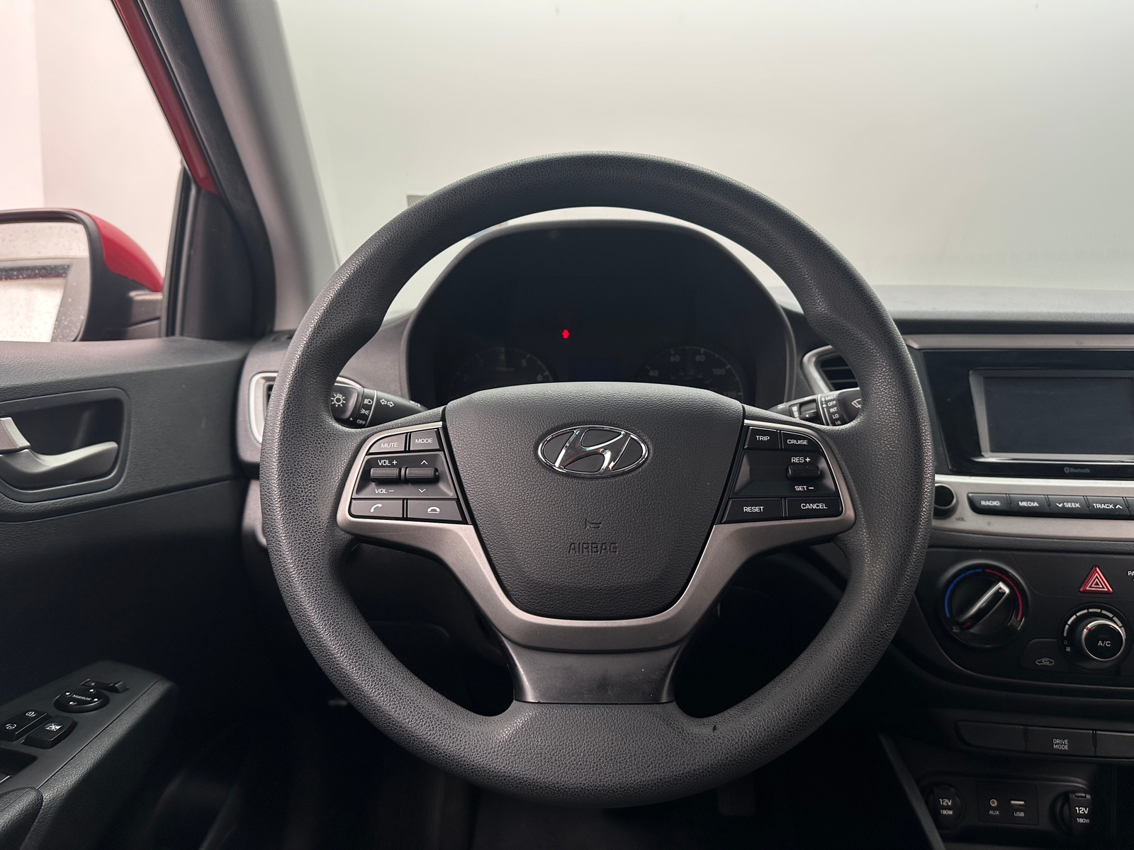 Thumbnail: 2019 Hyundai Accent - 5