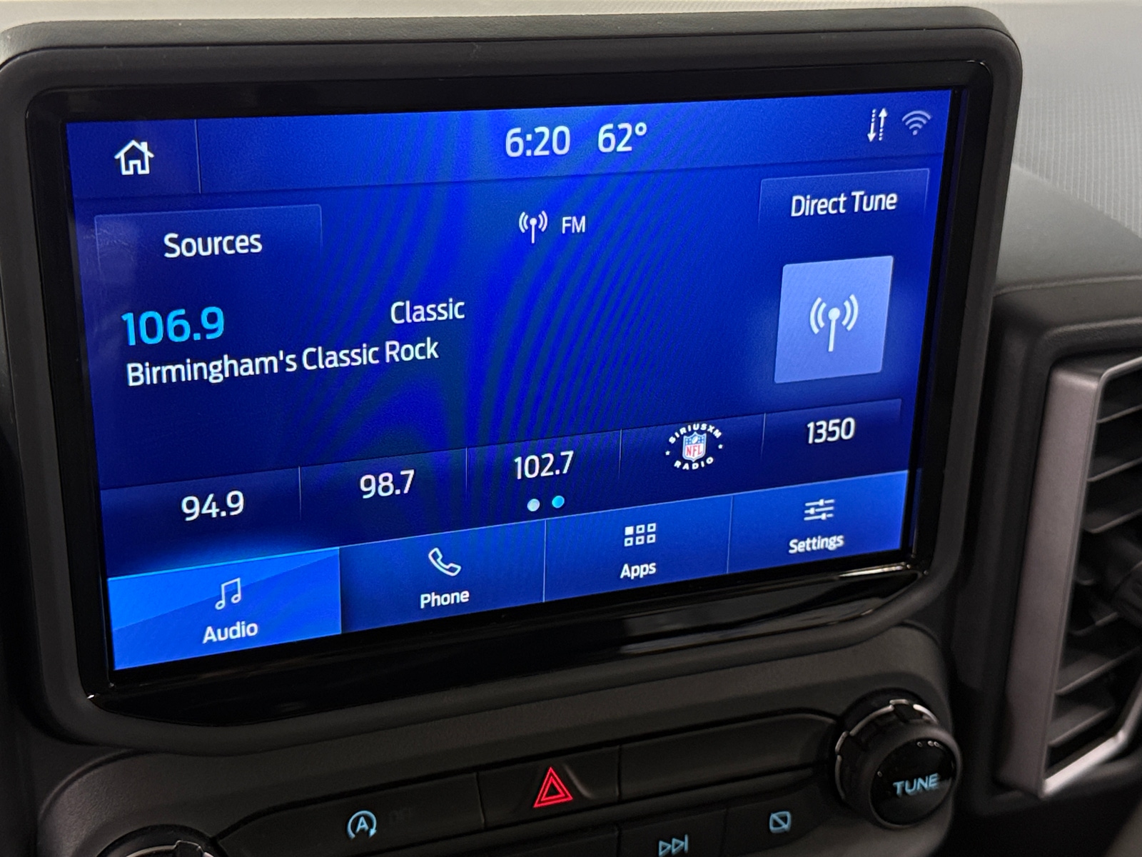 Thumbnail: 2022 Ford Bronco Sport - 4