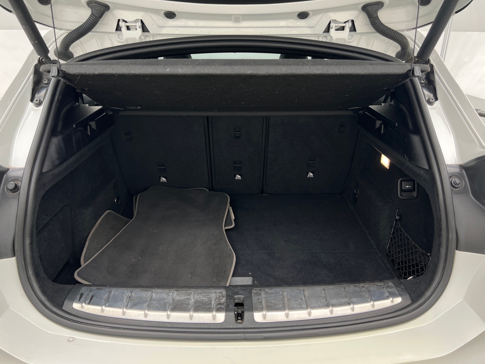 Thumbnail: 2021 BMW X2 - 6