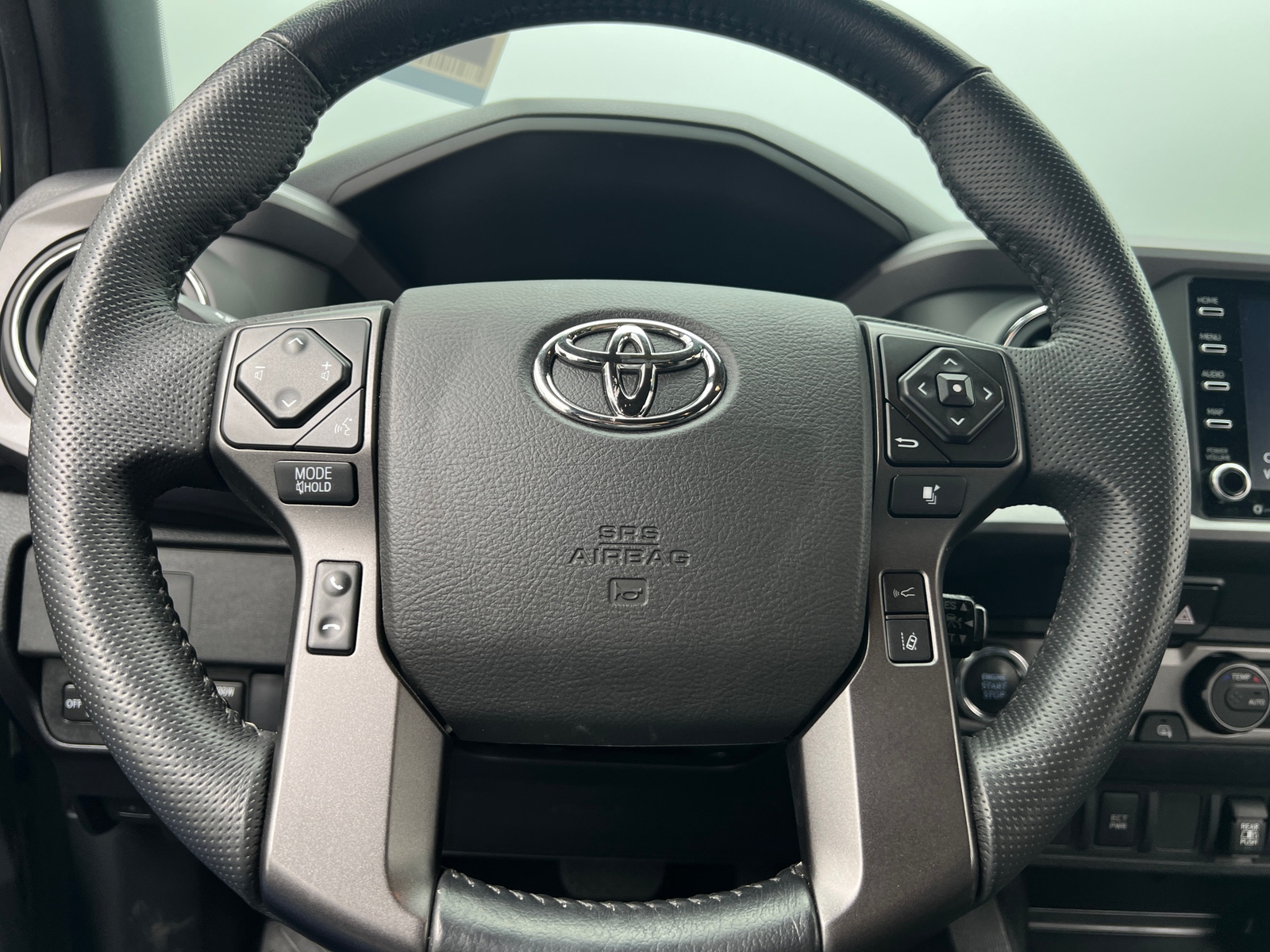 Thumbnail: 2022 Toyota Tacoma - 5