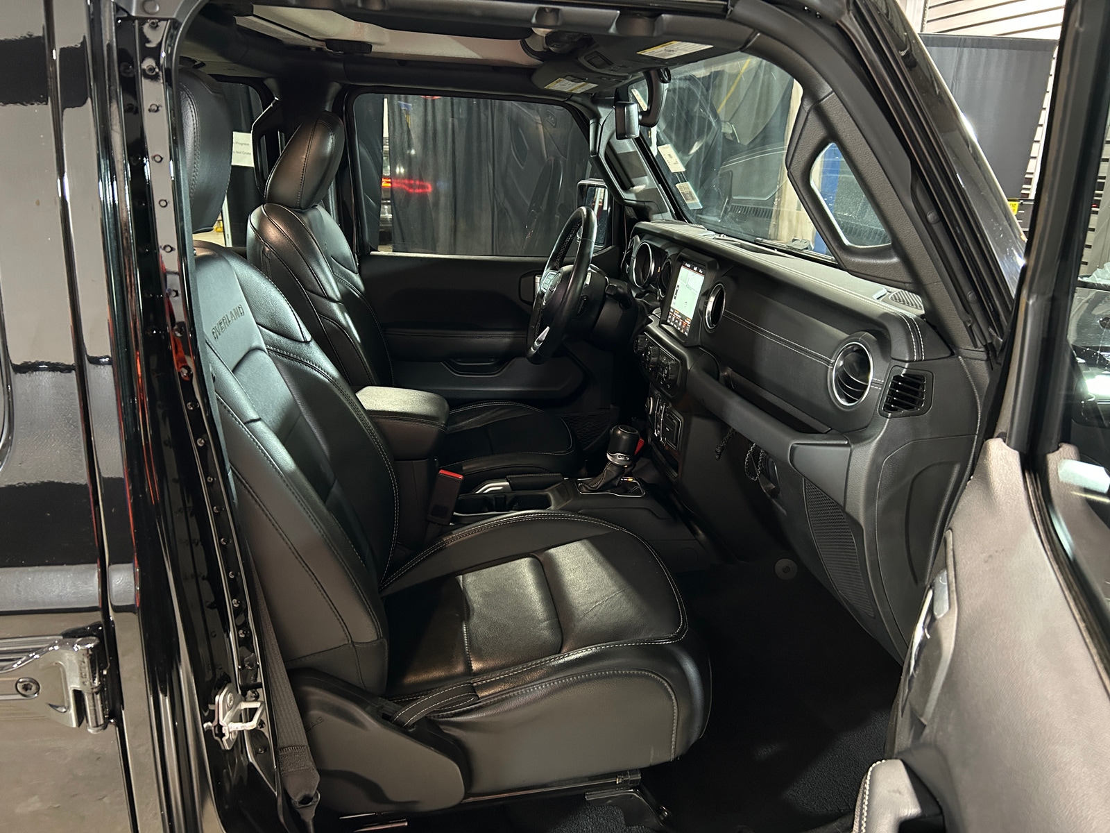 Thumbnail: 2022 Jeep Gladiator - 2