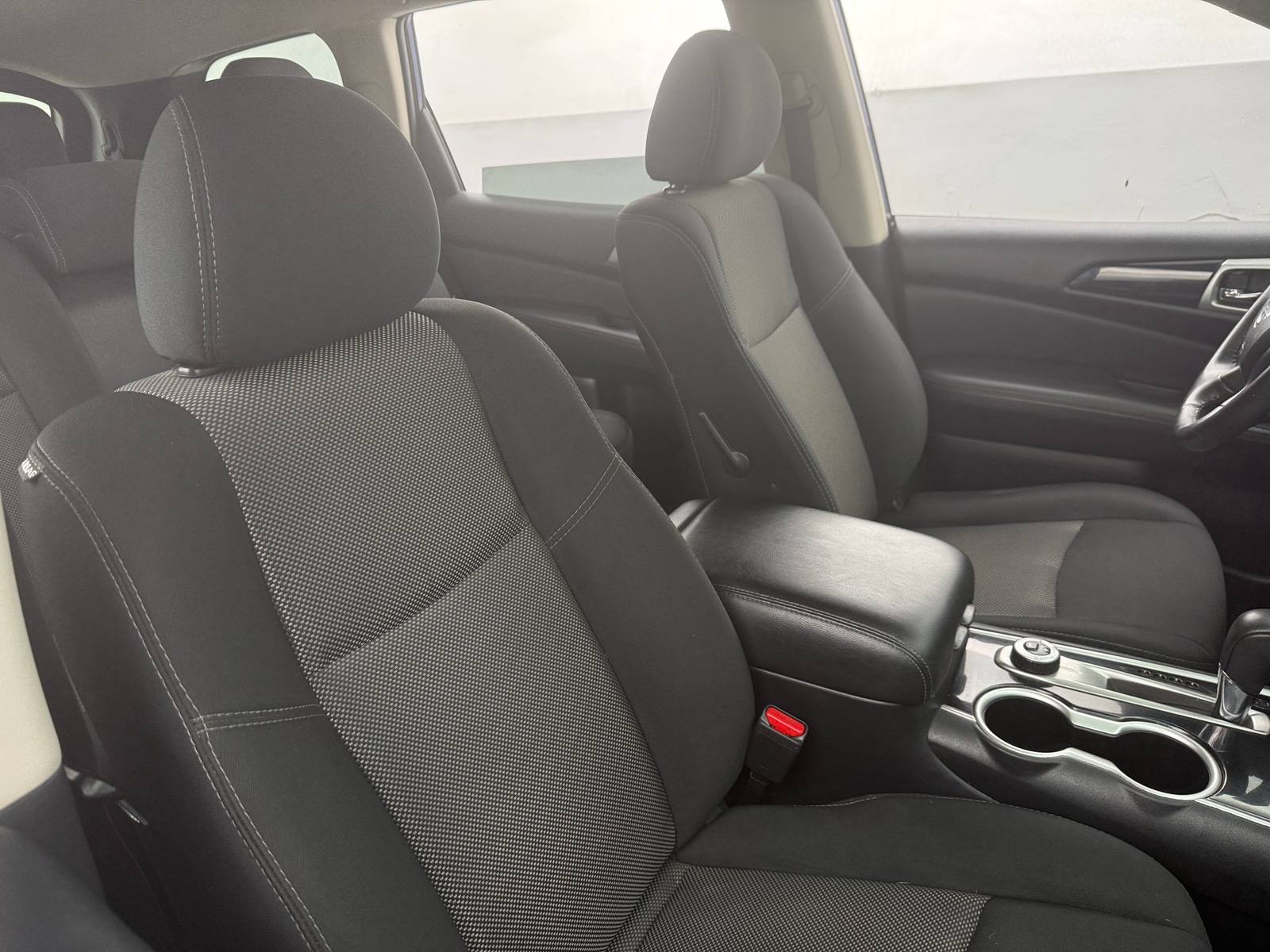 Thumbnail: 2019 Nissan Pathfinder - 2