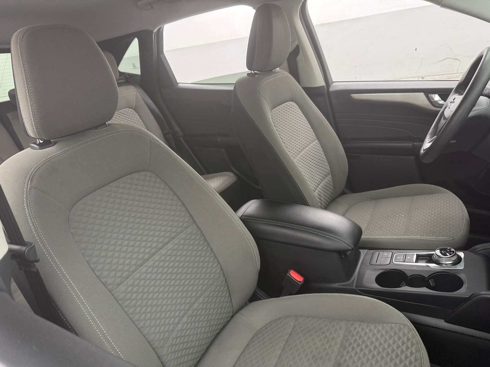 Thumbnail: 2021 Ford Escape - 2